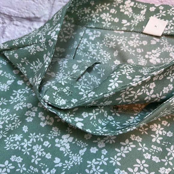 SHEIN green and white floral wrap skirt NEW - Picture 4 of 6